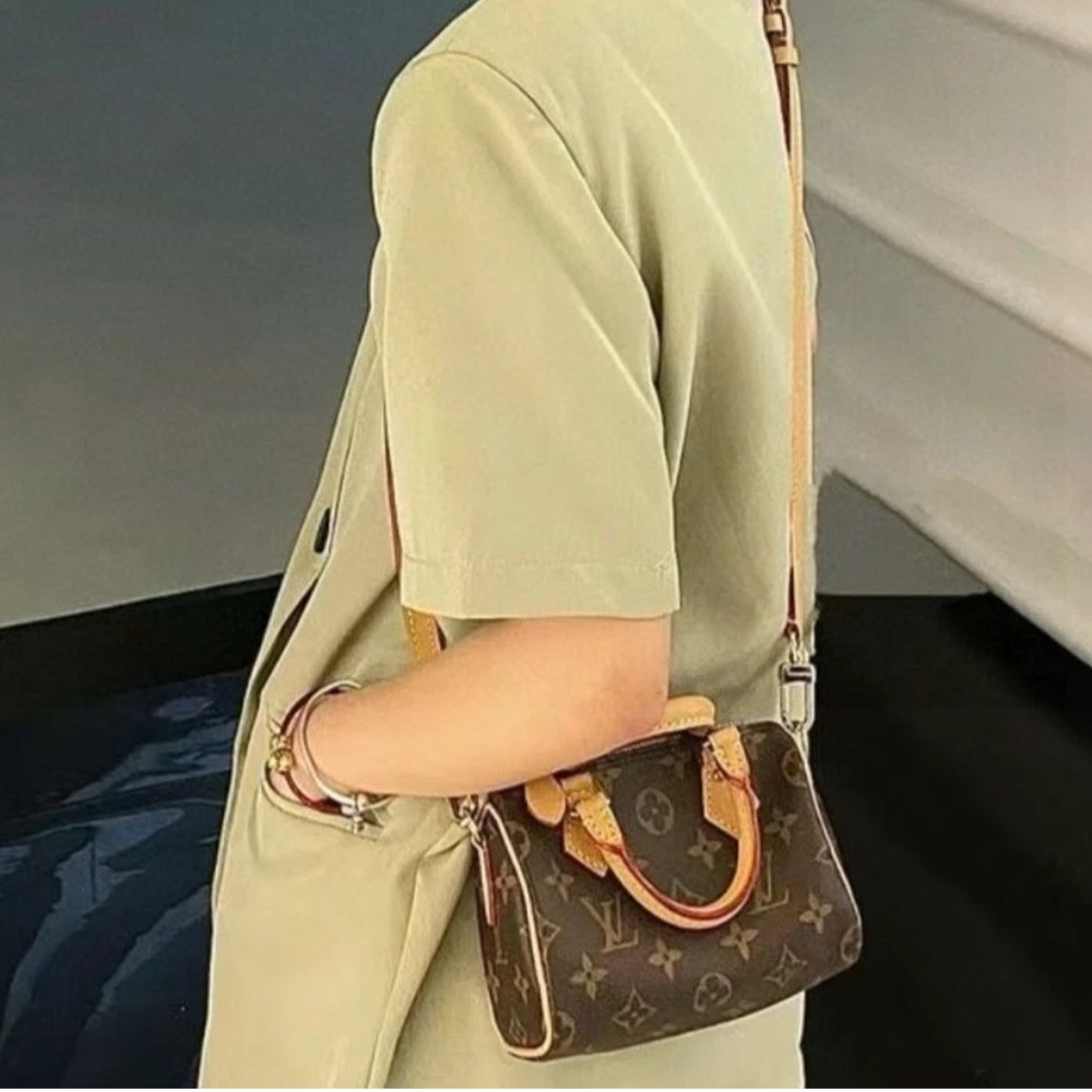 Louis Vuitton Brown Mini Monogram Bag - Picture 16 of 16